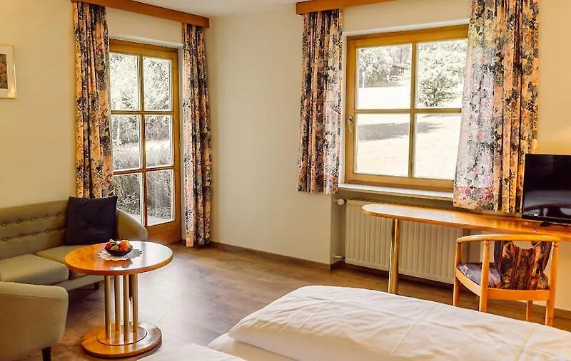 Hotel Wohlfuehlhotel Zur Post Langdorf